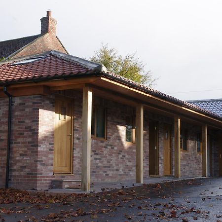 Hotel Old Oak Tree South Kilvington Esterno foto