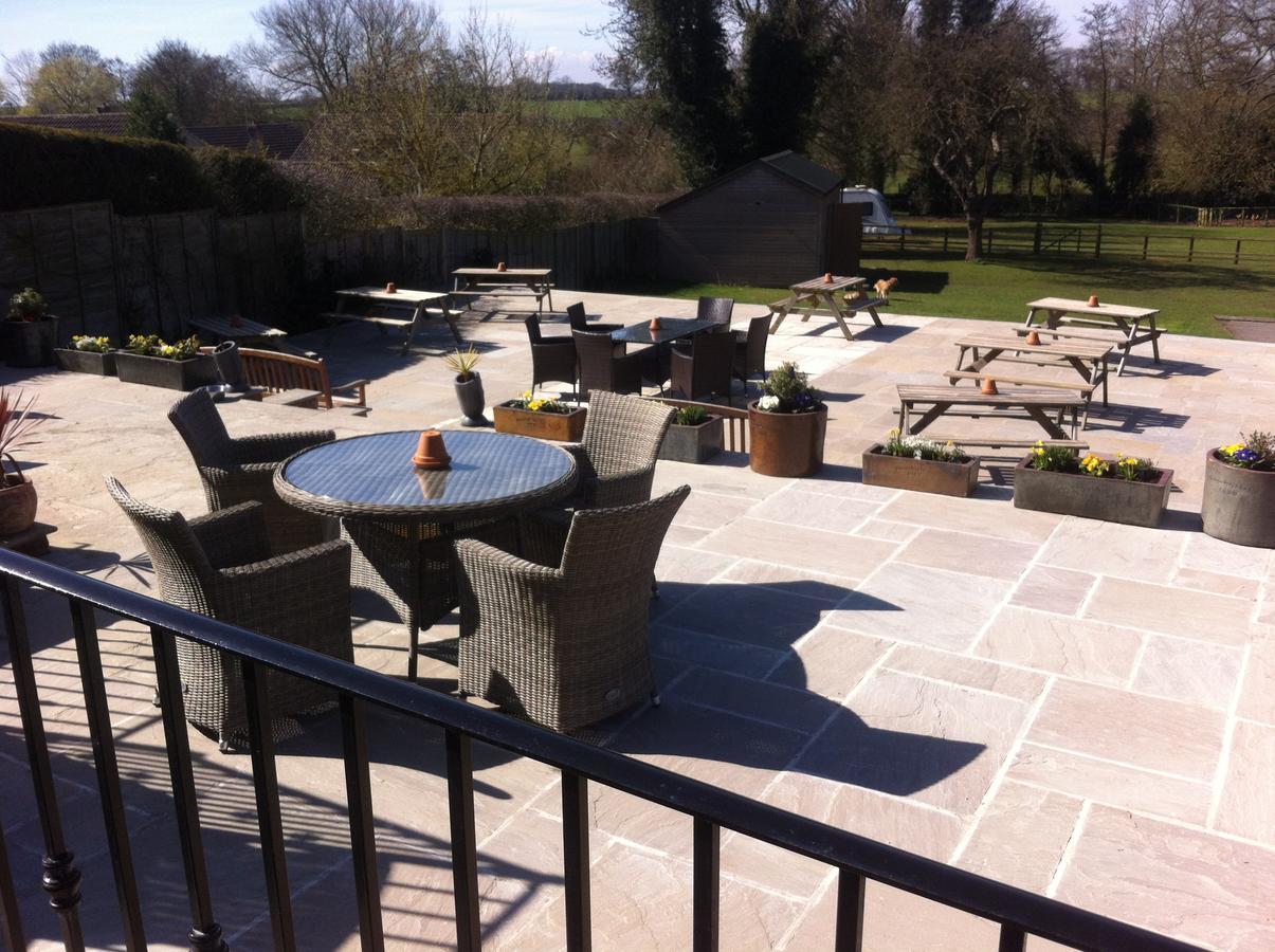 Hotel Old Oak Tree South Kilvington Esterno foto