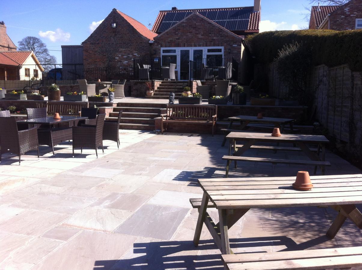 Hotel Old Oak Tree South Kilvington Esterno foto